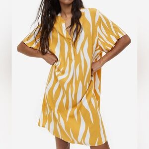H&M Yellow and White Zebra Print V-NECK TUNIC Size XL